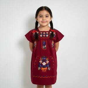 Mexican hand embroidered  Chanelito Puebla dress  size 2 see measurements